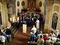 Ekumenick bohosluba v katolickm kostele (pohled shora)