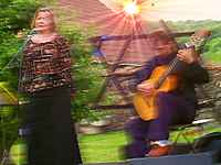 Hudba prozuje celou farn zahradu