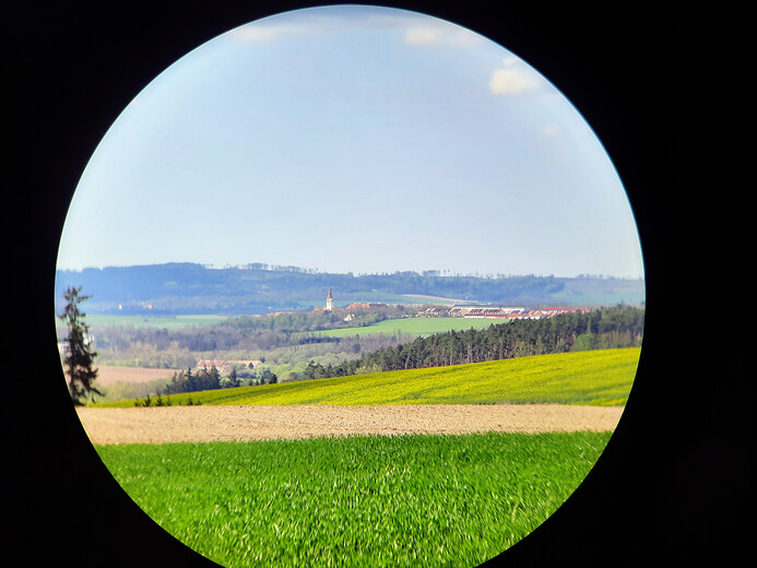 Jemnice dalekohledem