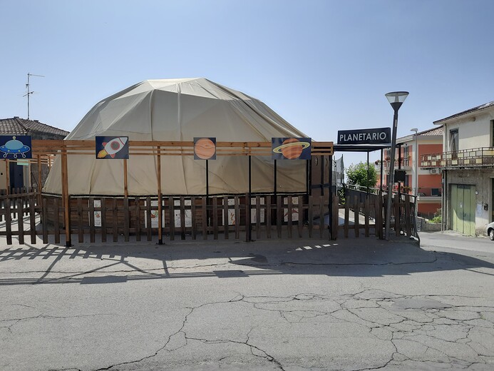 Planetárium v Zafferana Etnea
