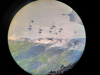 Plyny ze sopky a loďky dalekohledem