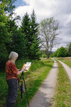 Malování stromu u cesty