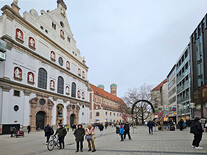 V Mnichově