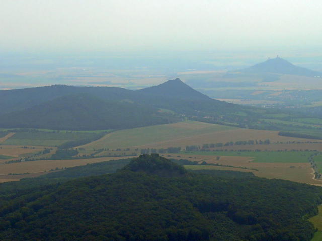 Pohled z Mileovky na n domek