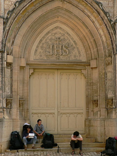 In front of the church in Saint Gengoux