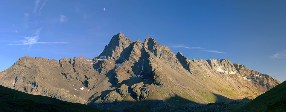 Hora proti tábořišti