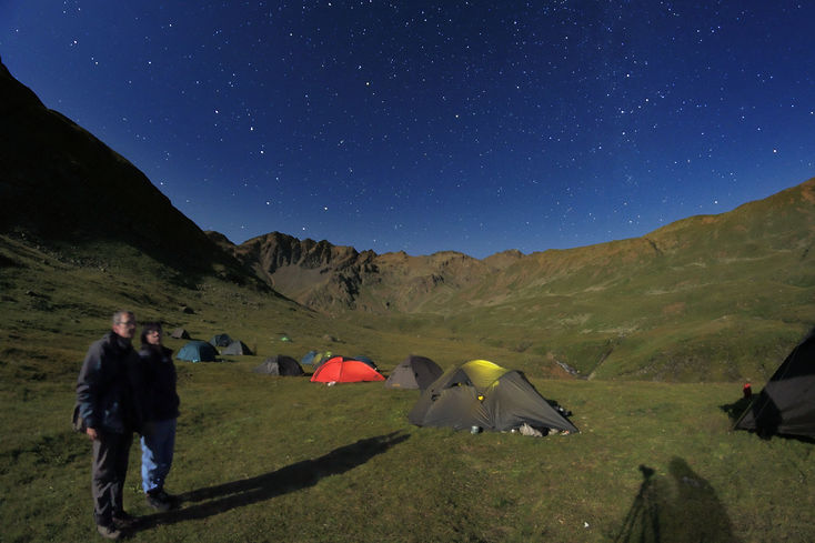 V měsíčním osvětlení