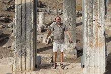 Vstup do synagogy