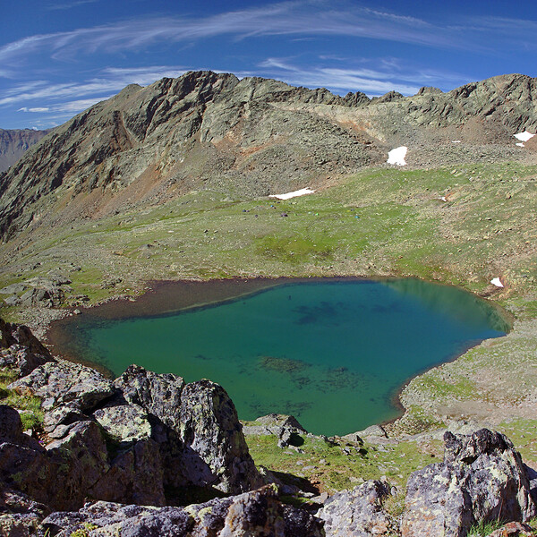 Jezero a stany z výšky