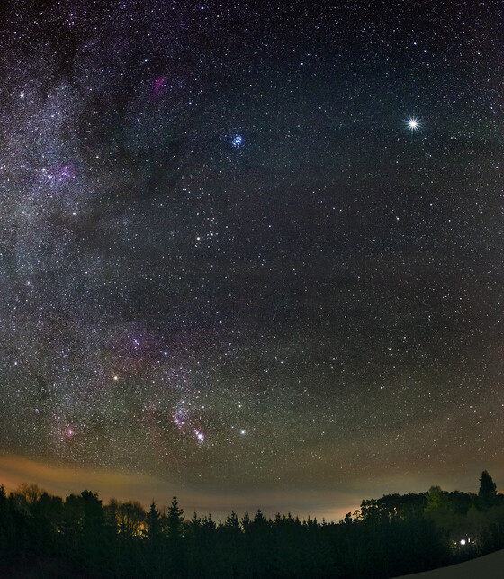 Orion, Kuřátka a Jupiter nad Jeníkovou chatou